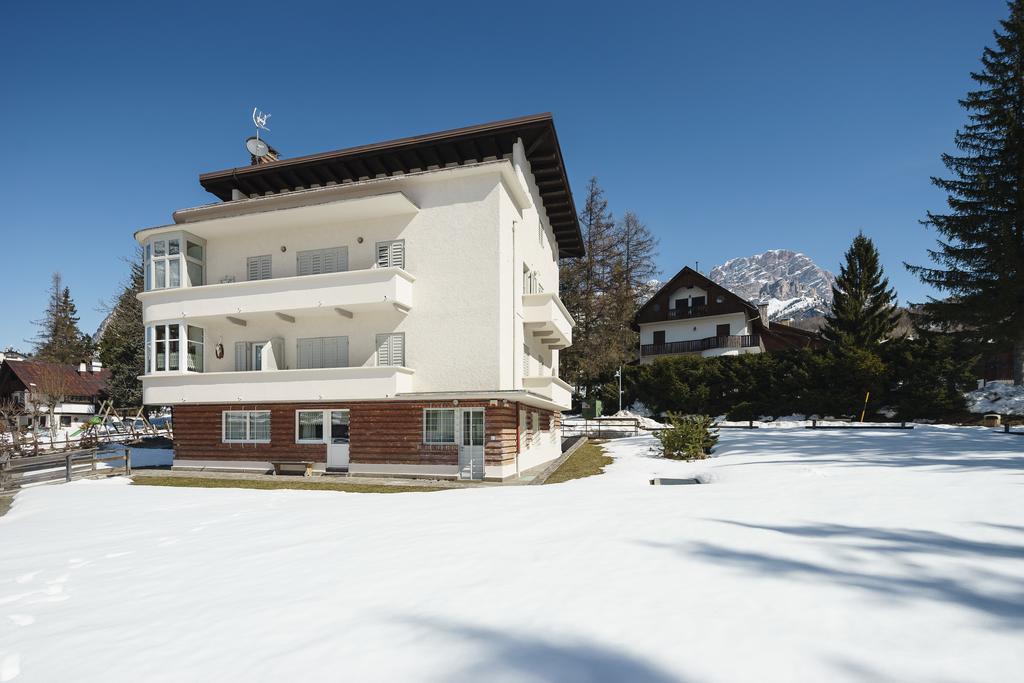 Villa Tullia - Stayincortina Кортина-д'Ампеццо Экстерьер фото